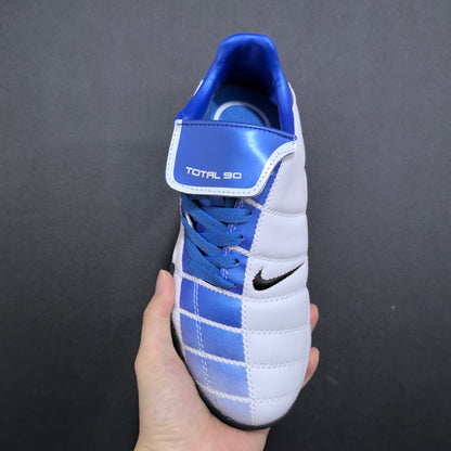 Total 90 tongue futsal (blue & white)