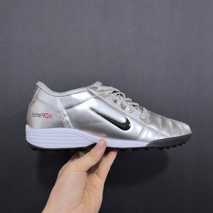 Total 90 Metallic silver