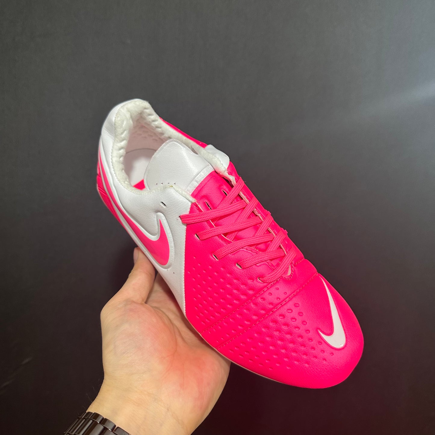 Nike CTR360 hot pink