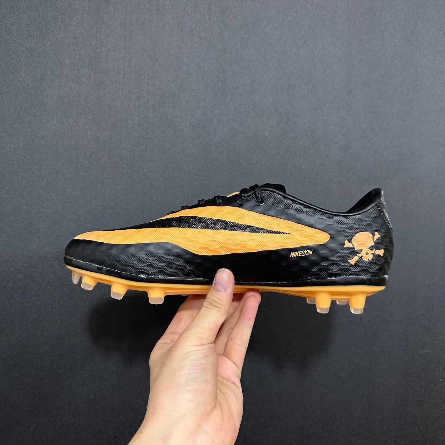 Hypervenom phantom FG Acc (black & Orange)